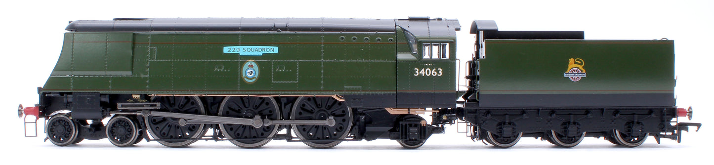 Black Label Battle of Britain 229 Squadron 34063 BR Green Early Crest Steam Locomotive - DCC Sound & Smoke