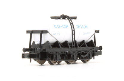 Pre-Owned 6 Wheel Milk Tanker CO-OP London No.172