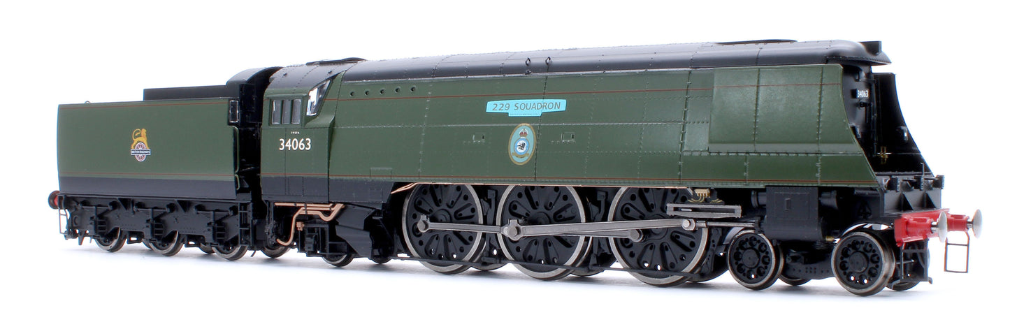 Black Label Battle of Britain 229 Squadron 34063 BR Green Early Crest Steam Locomotive - DCC Sound & Smoke
