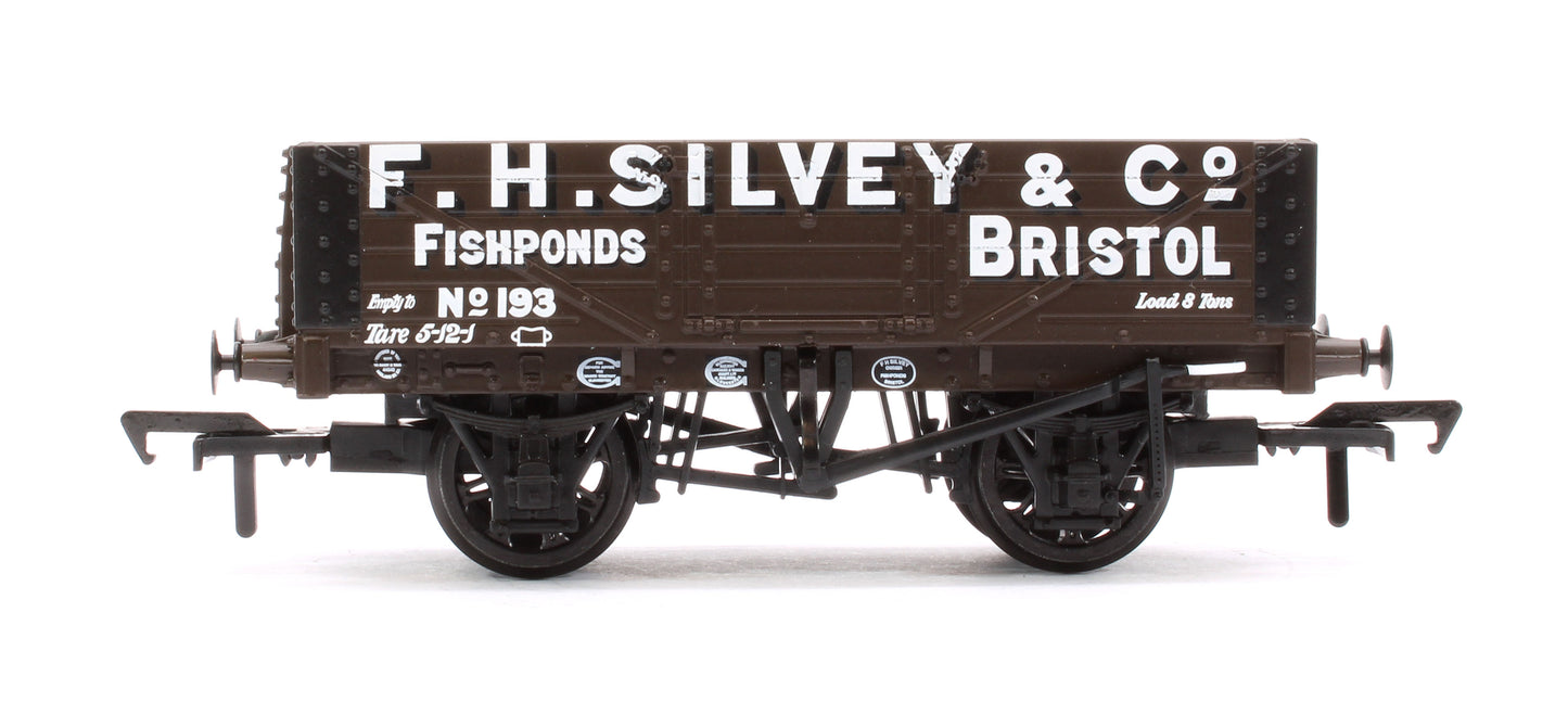 5 Plank Wagon Wooden Floor 'F. H. Silvey & Co.' Brown No.193