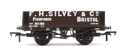 5 Plank Wagon Wooden Floor 'F. H. Silvey & Co.' Brown No.193