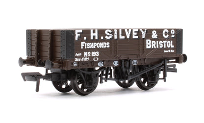 5 Plank Wagon Wooden Floor 'F. H. Silvey & Co.' Brown No.193