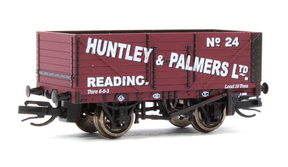 TT:120 Scale 'Huntley & Palmer' 7-plank Open Wagon No.24