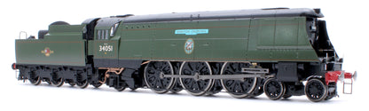 Black Label Battle of Britain Winston Churchill 34051 BR Green Totem Steam Locomotive - DCC Sound & Smoke