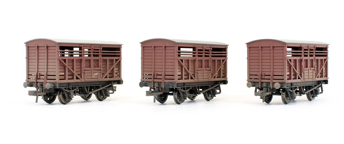 Pre-Owned Set Of 3 - 12 Ton Cattle Wagons BR Bauxite - Weathered - Limited Edition