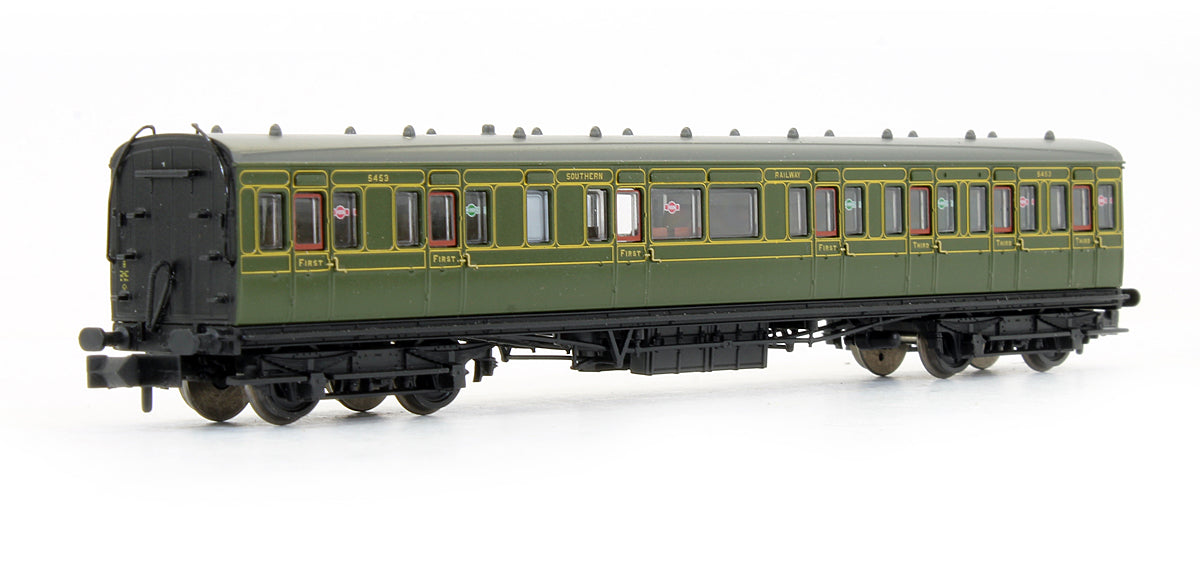 Pre-Owned 374-911 Set Of 3 SE&CR 60' Birdcage Coaches Southern Railway Olive Green