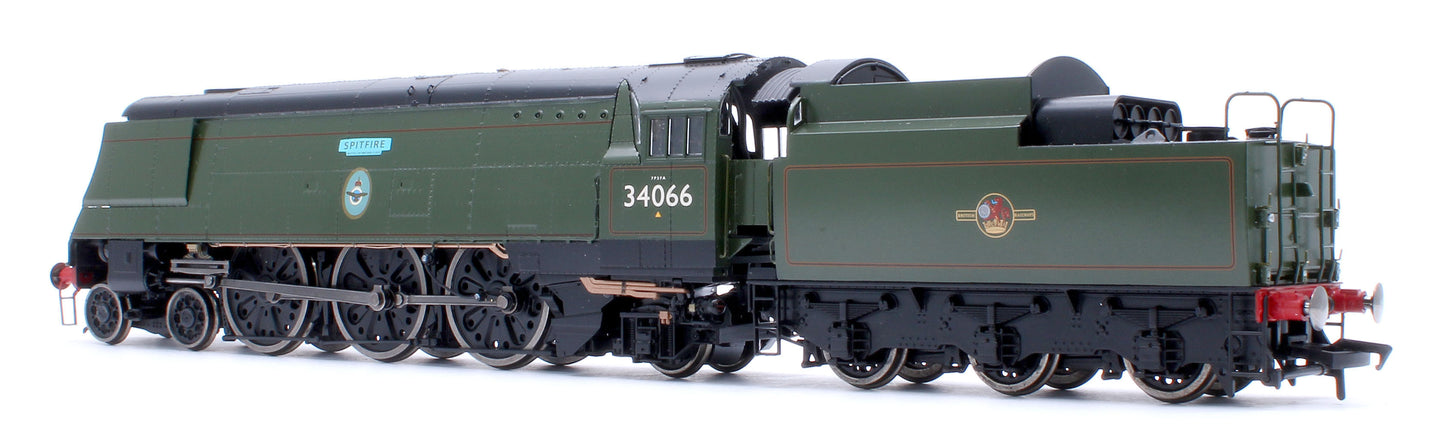 Black Label Battle of Britain Spitfire 34066 BR Green Late Crest Steam Locomotive - DCC Sound & Smoke