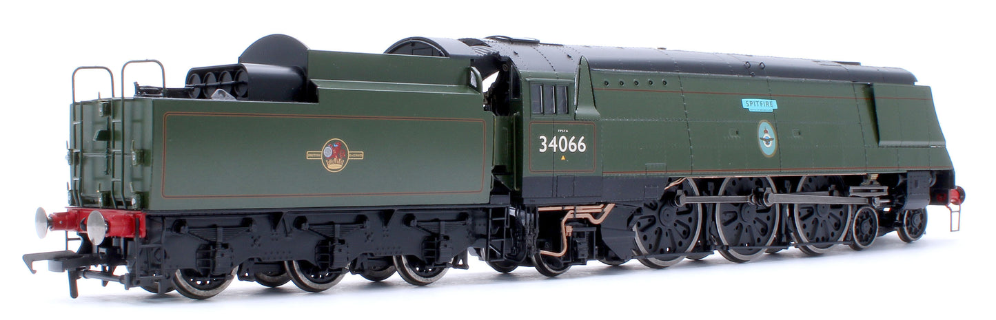 Black Label Battle of Britain Spitfire 34066 BR Green Late Crest Steam Locomotive - DCC Sound & Smoke