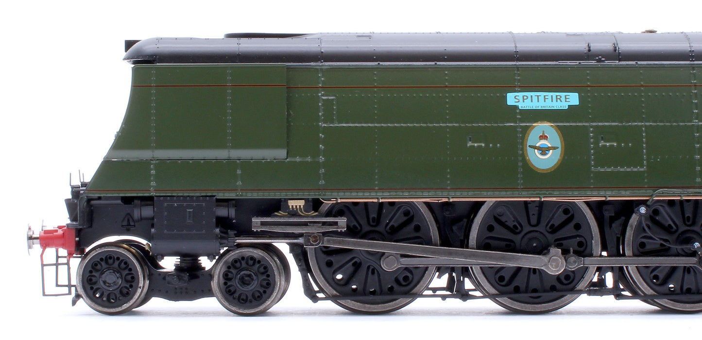 Black Label Battle of Britain Spitfire 34066 BR Green Late Crest Steam Locomotive - DCC Sound & Smoke