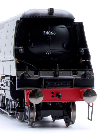 Black Label Battle of Britain Spitfire 34066 BR Green Late Crest Steam Locomotive - DCC Sound & Smoke