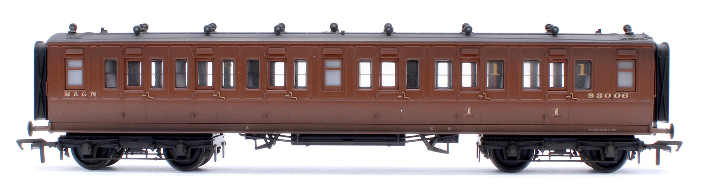 Pre-Owned Custom Weathered LNWR 50ft Arc Roof Composite Corridor M&GN Brown No.83006