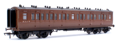 Pre-Owned Custom Weathered LNWR 50ft Arc Roof Composite Corridor M&GN Brown No.83006