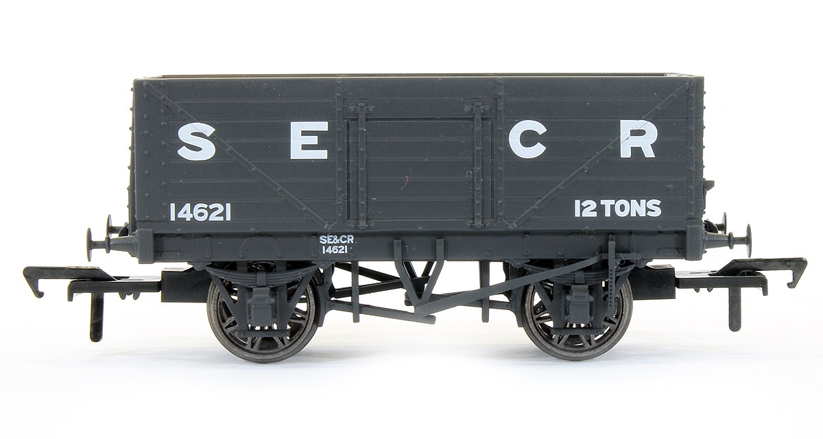 Set of 3 SECR 12 Ton 7 Plank Mineral Wagons (SR Diagram 1358) - Late SECR Livery (Dark Grey)