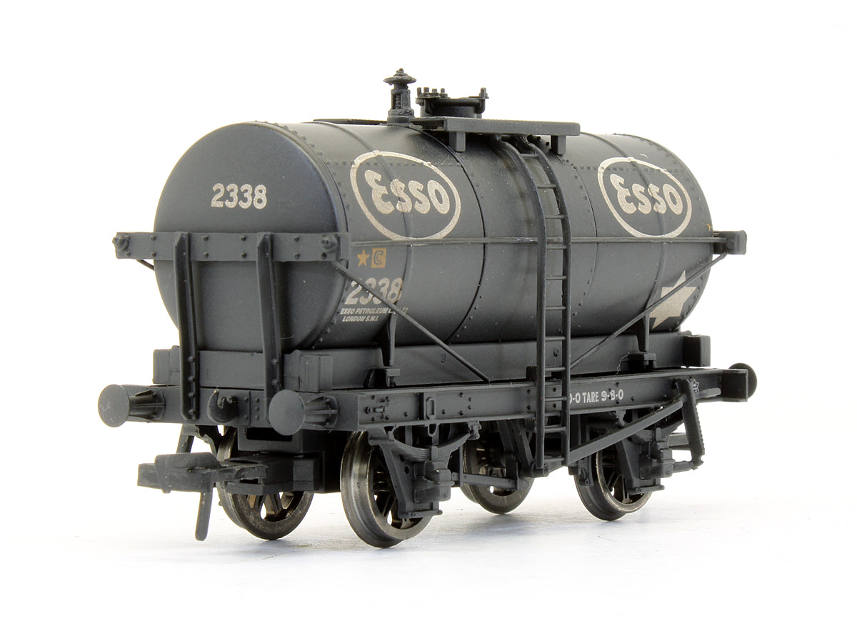 Pre-Owned Set Of 3 'Esso' Black 14 Ton Tank Wagons - Weathered