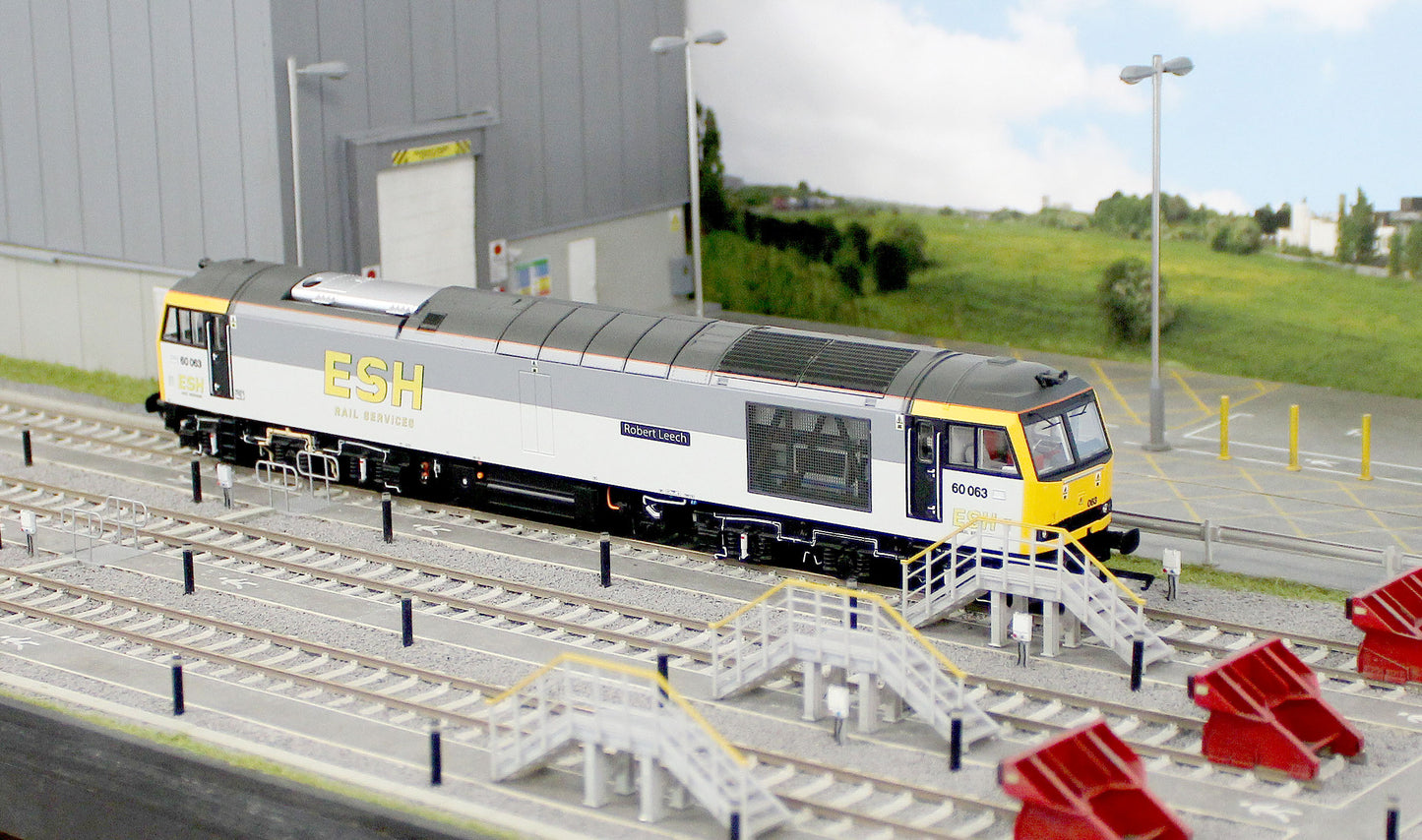 Bespoke Class 60 60063 'Robert Leech' ESH Rail Services Grey Diesel Locomotive - DCC Sound - Expert Rails Bespoke Re-livery