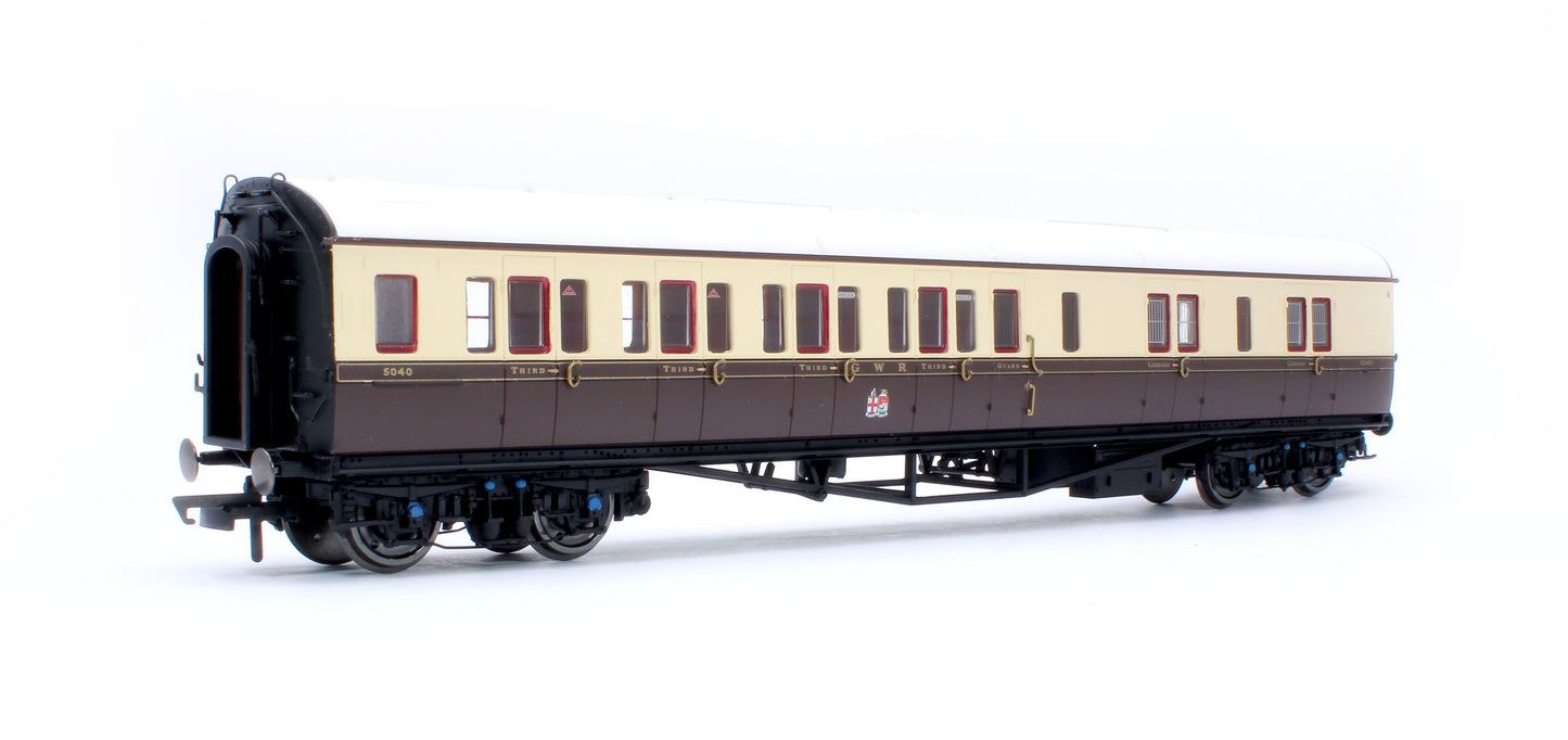 GWR Collett Coaches Corridor Brake Third LH No.5040