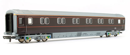 Pre-Owned R4284 Royal Household Sleeper Coach '10734'