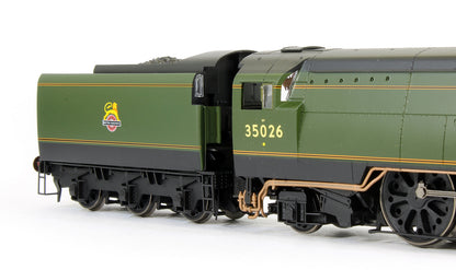Pre-Owned R30112 BR Merchant Navy Class 4-6-2 35026 'Lamport & Holt' Steam Locomotive (Metal Bodied)