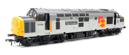 Class 37/0 Centre Headcode 37194 'British Int. Freight Assoc.' BR RF Diesel Locomotive (DCC Sound)