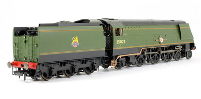 Pre-Owned R30112 BR Merchant Navy Class 4-6-2 35026 'Lamport & Holt' Steam Locomotive (Metal Bodied)