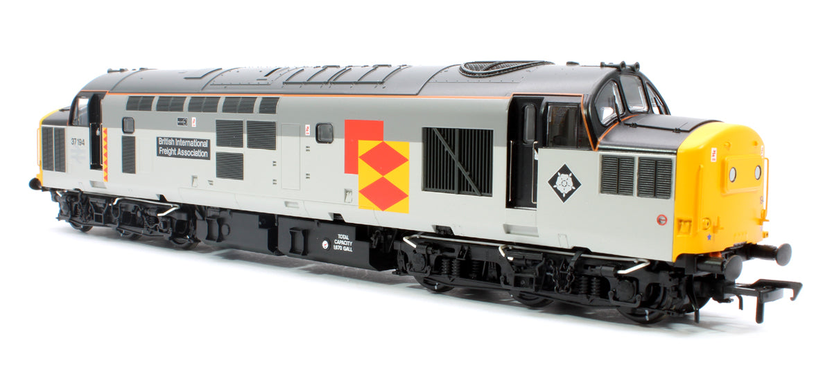 Pre-Owned 35-307 Class 37/0 Centre Headcode 37194 'British Int. Freight Assoc.' BR RF Diesel Locomotive - DCC Fitted