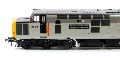 Class 37/0 Centre Headcode 37194 'British Int. Freight Assoc.' BR RF Diesel Locomotive (DCC Sound)