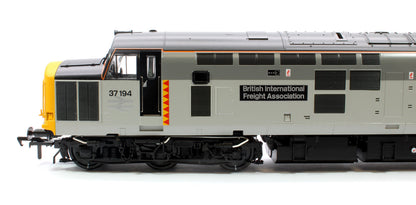 35-307SFX Pre-Owned Class 37/0 Centre Headcode 37194 'British Int. Freight Assoc.' BR RF Diesel Locomotive (Deluxe DCC Sound)