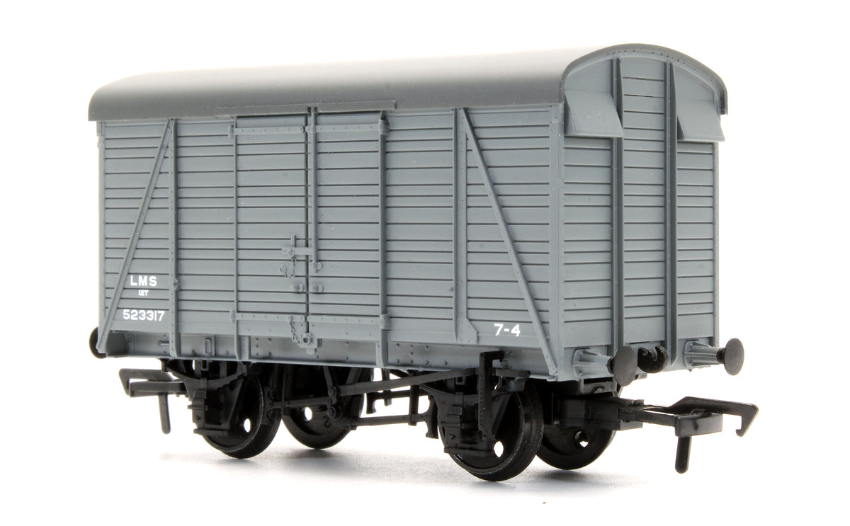 Pre-Owned 12 Ton Southern 2+2 Planked Ventilated Van LMS Grey 523317