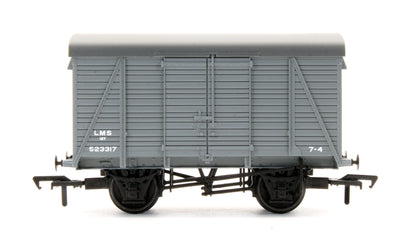 Pre-Owned 12 Ton Southern 2+2 Planked Ventilated Van LMS Grey 523317