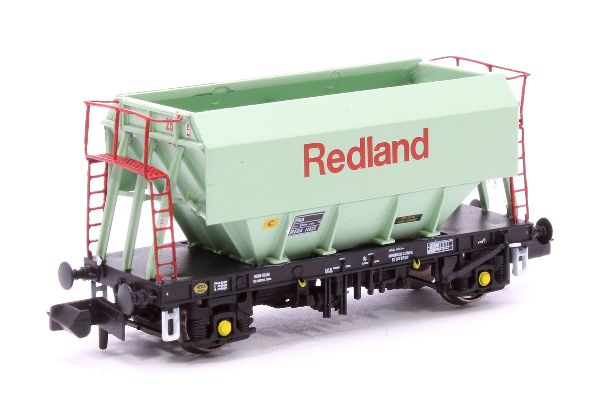 Pre-Owned Set of 3 Redland PGA 51T Hopper Wagons