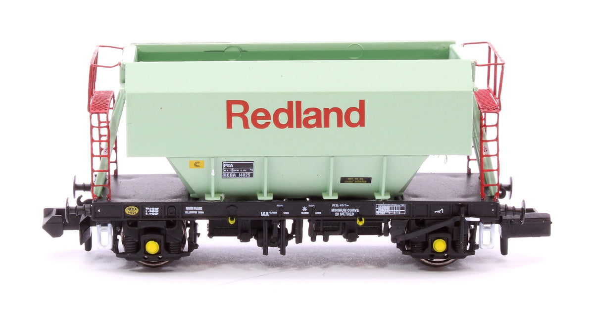 Pre-Owned Set of 3 Redland PGA 51T Hopper Wagons