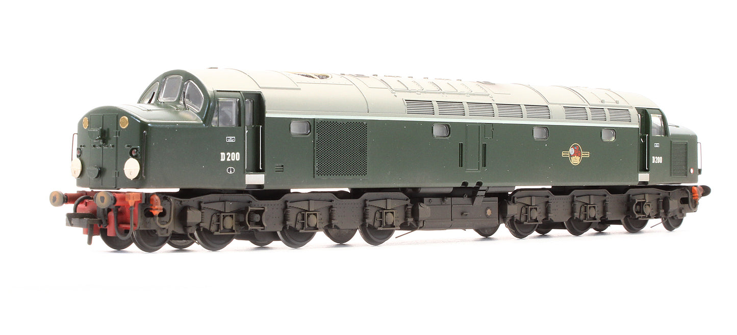 Pre-Owned Class 40 D200 BR Green Diesel Locomotive - Renumbered & Custom Weathered