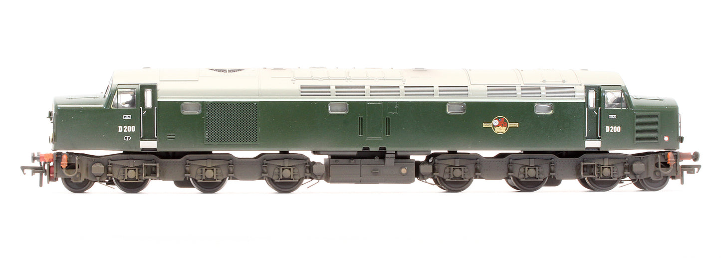 Pre-Owned Class 40 D200 BR Green Diesel Locomotive - Renumbered & Custom Weathered