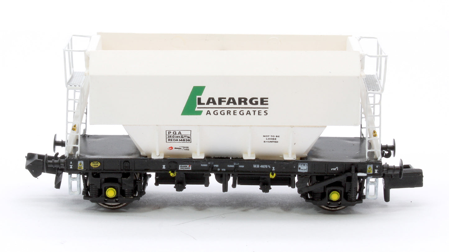 Set of 3 Lafarge Aggregates PGA 51T Hopper Wagons