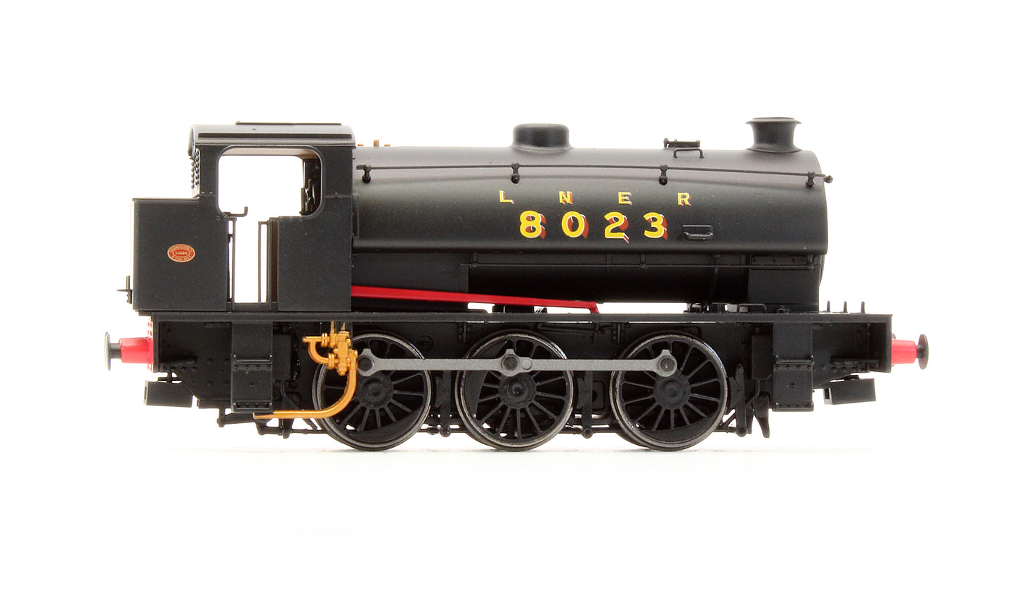 LNER Black Original Bunker 0-6-0 J-94 '8023' Steam Locomotive