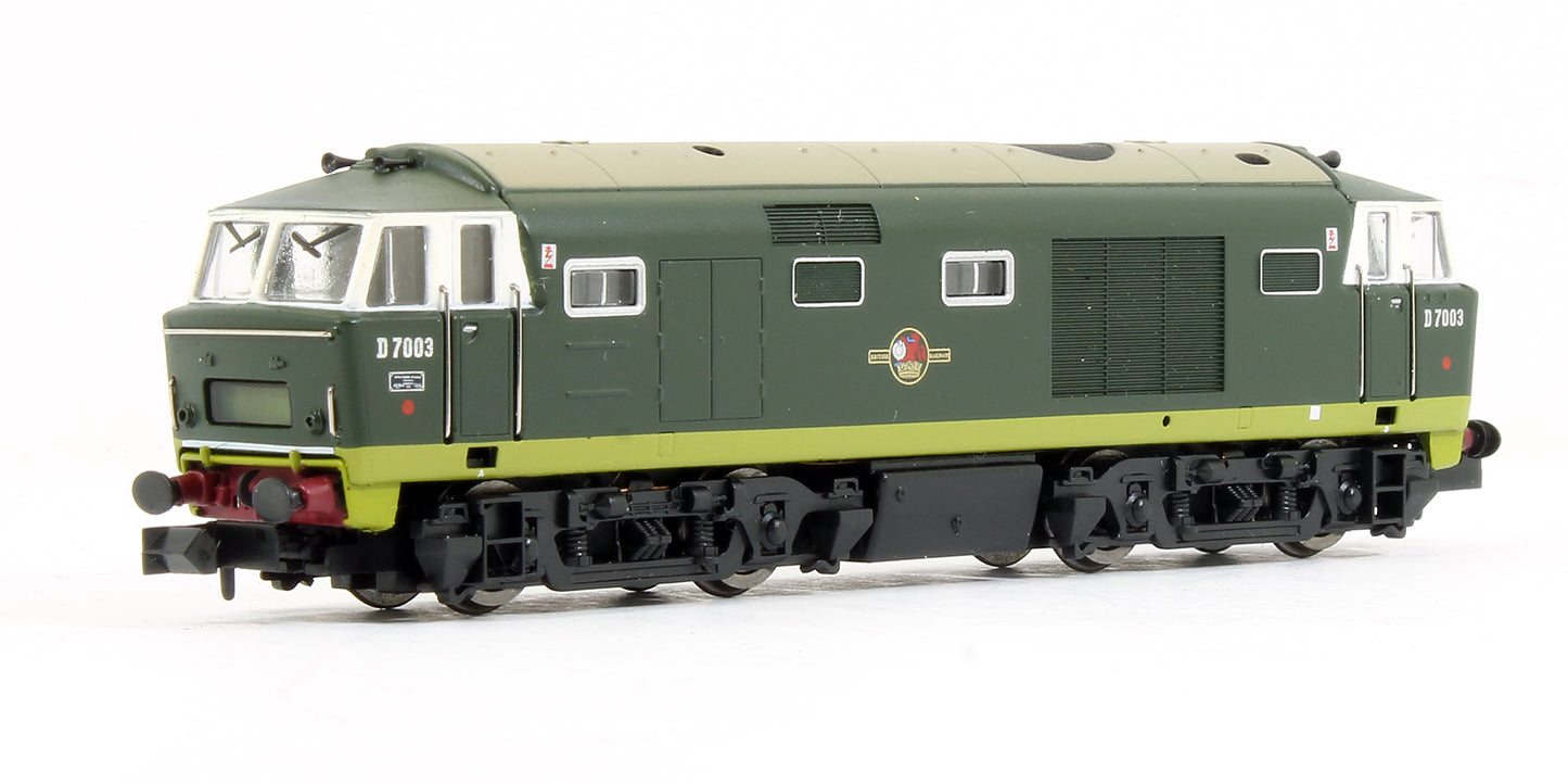 Pre-Owned Hymek D7003 BR Two Tone Green No YWP Late Crest Diesel Locomotive