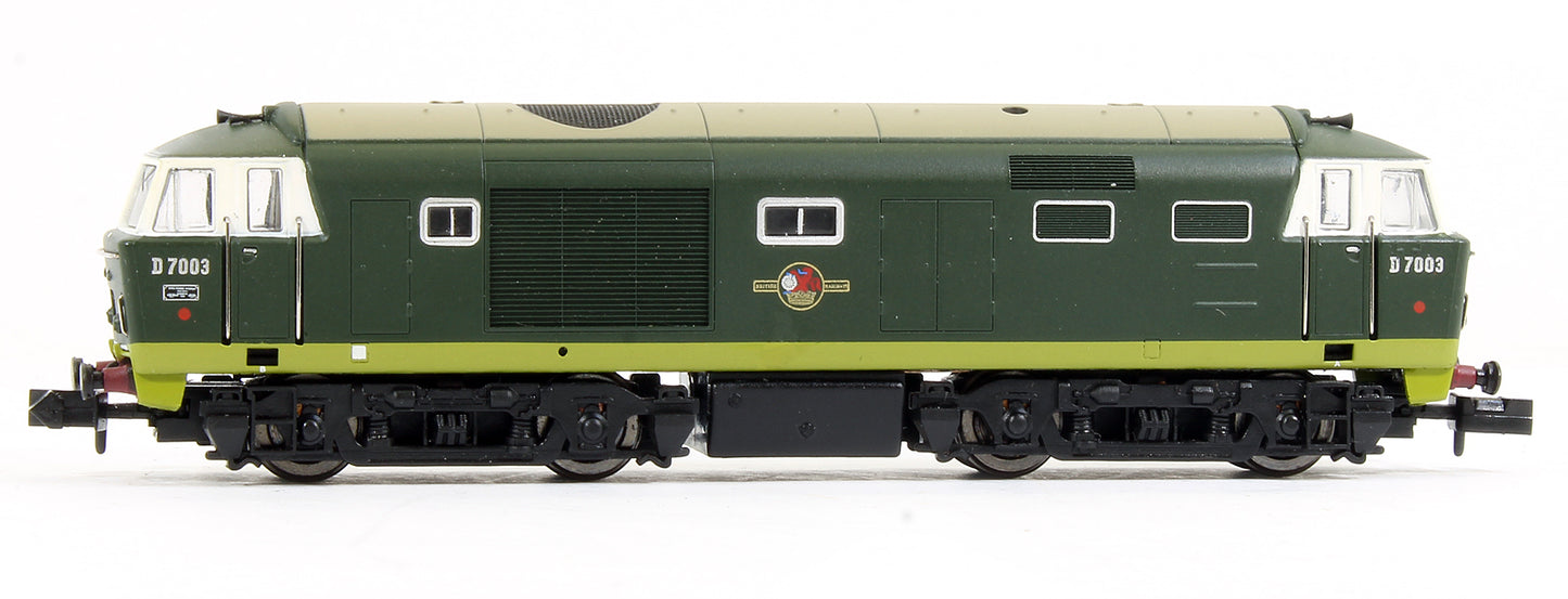 Pre-Owned Hymek D7003 BR Two Tone Green No YWP Late Crest Diesel Locomotive