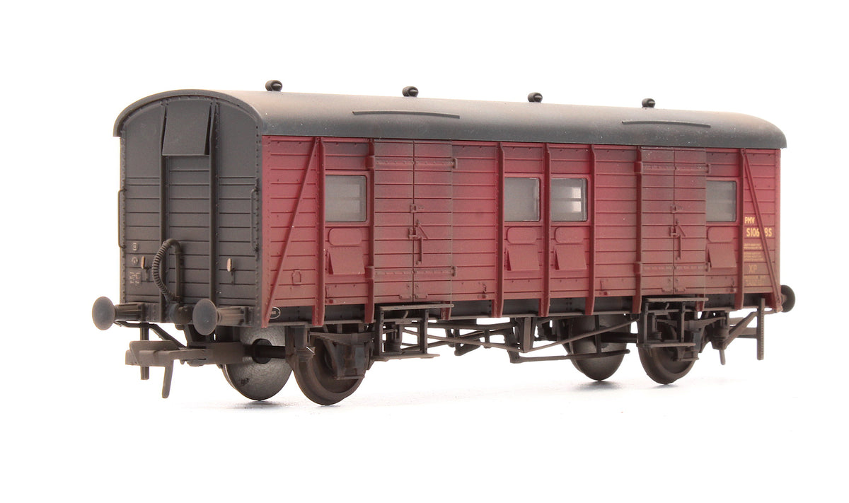 Pre-Owned 39-526 EX-Southern PMV Parcels & Miscellaneous Van BR Crimson 'S1068S' - Custom Weathered