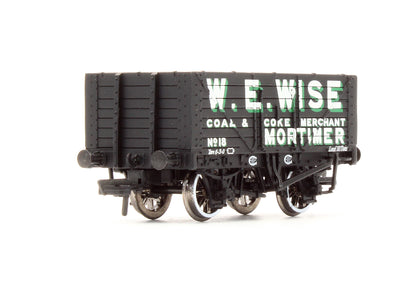 Pre-Owned 7 Plank Wagon 'W.E Wise' No.18