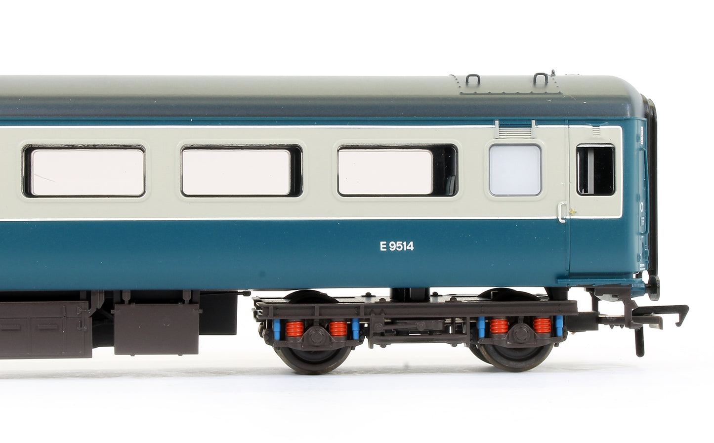 Pre-Owned 39-700 BR MK2F BSO Brake Second Open Coach Blue & Grey Inter-City E9514