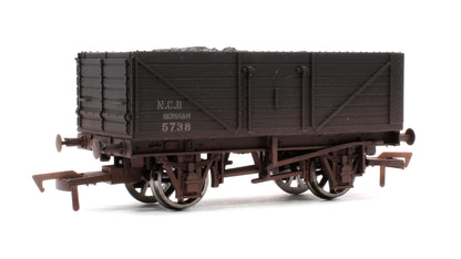 7 Plank Wagon Bersham 5738 - Weathered