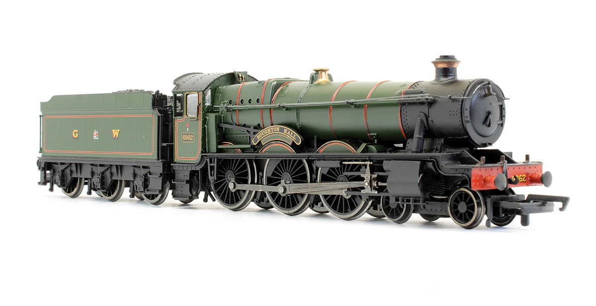 Pre-Owned Modified Hall GWR Lined Green 4-6-0 'Soughton Hall' 6962 Steam Locomotive