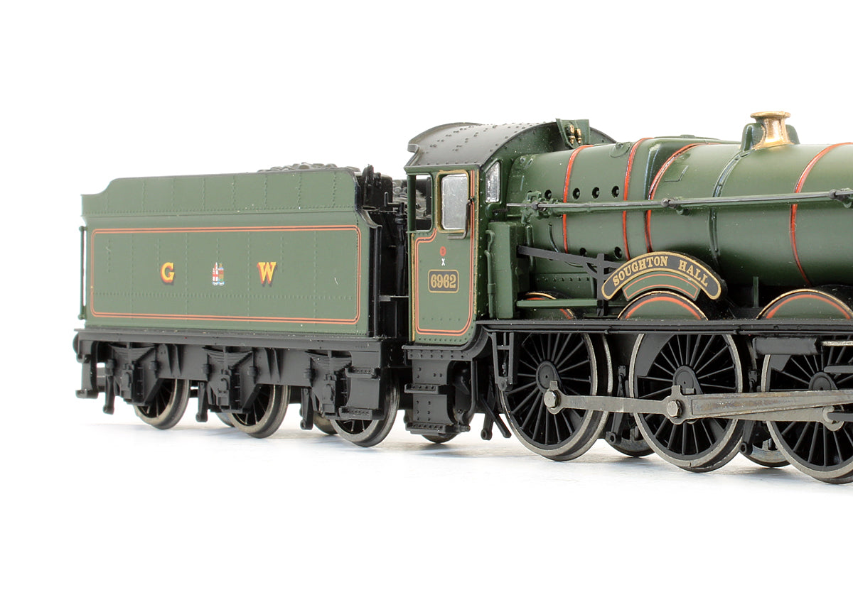 Pre-Owned Modified Hall GWR Lined Green 4-6-0 'Soughton Hall' 6962 Steam Locomotive