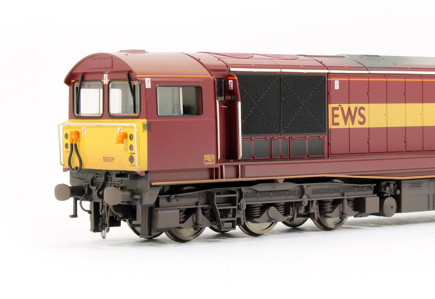 Pre-Owned E84008 Class 58 58039 EWS Livery Diesel Locomotive (Weathered)