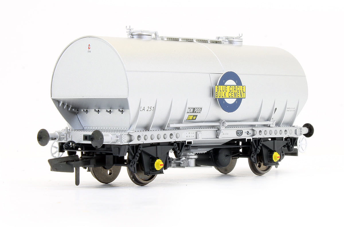 Pre-Owned Set Of 3 APCM Cemflo / PCV Bulk Cement wagon Pre-Tops LA242, LA246, LA251