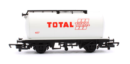 RailRoad Petrol Tankers three pack various 407, 1627 & 9132