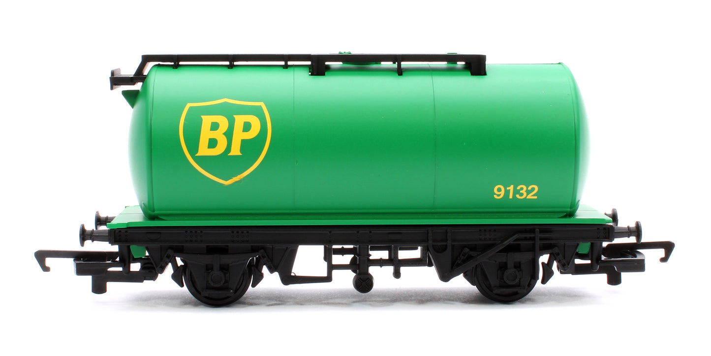 RailRoad Petrol Tankers three pack various 407, 1627 & 9132