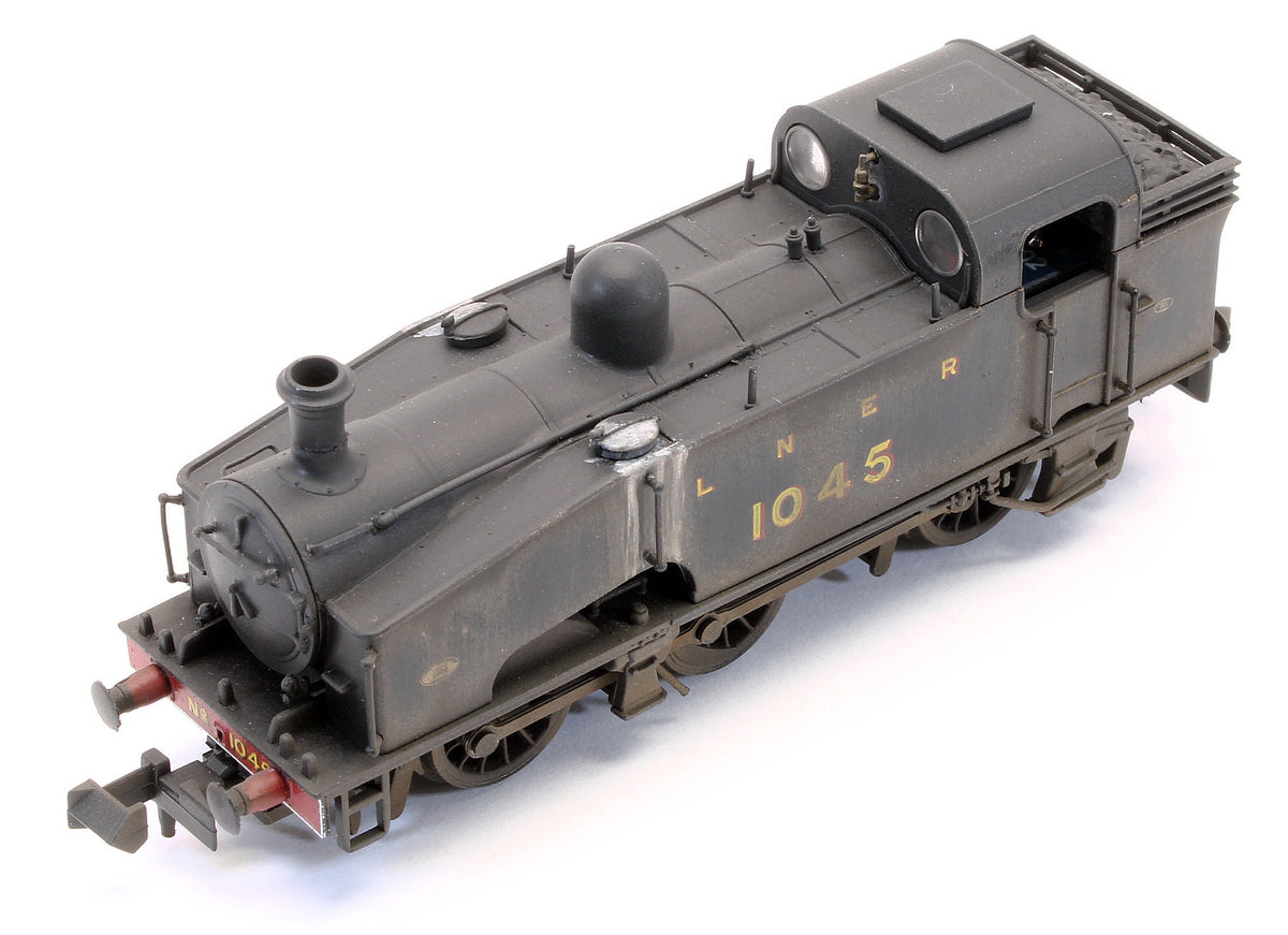 S2102-03W Custom Weathered Class J50 LNER Black (Unlined) 0-6-0 Tank Locomotive No.1045