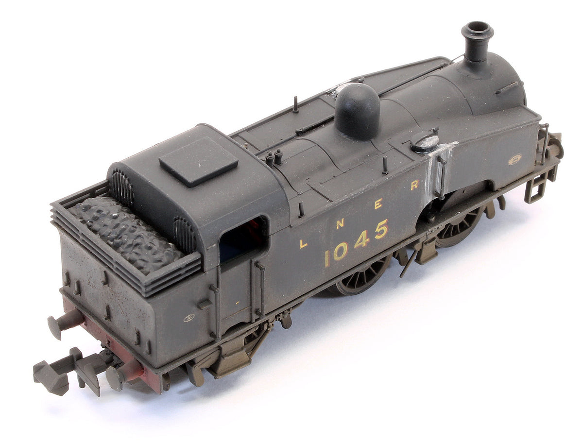 S2102-03W Custom Weathered Class J50 LNER Black (Unlined) 0-6-0 Tank Locomotive No.1045