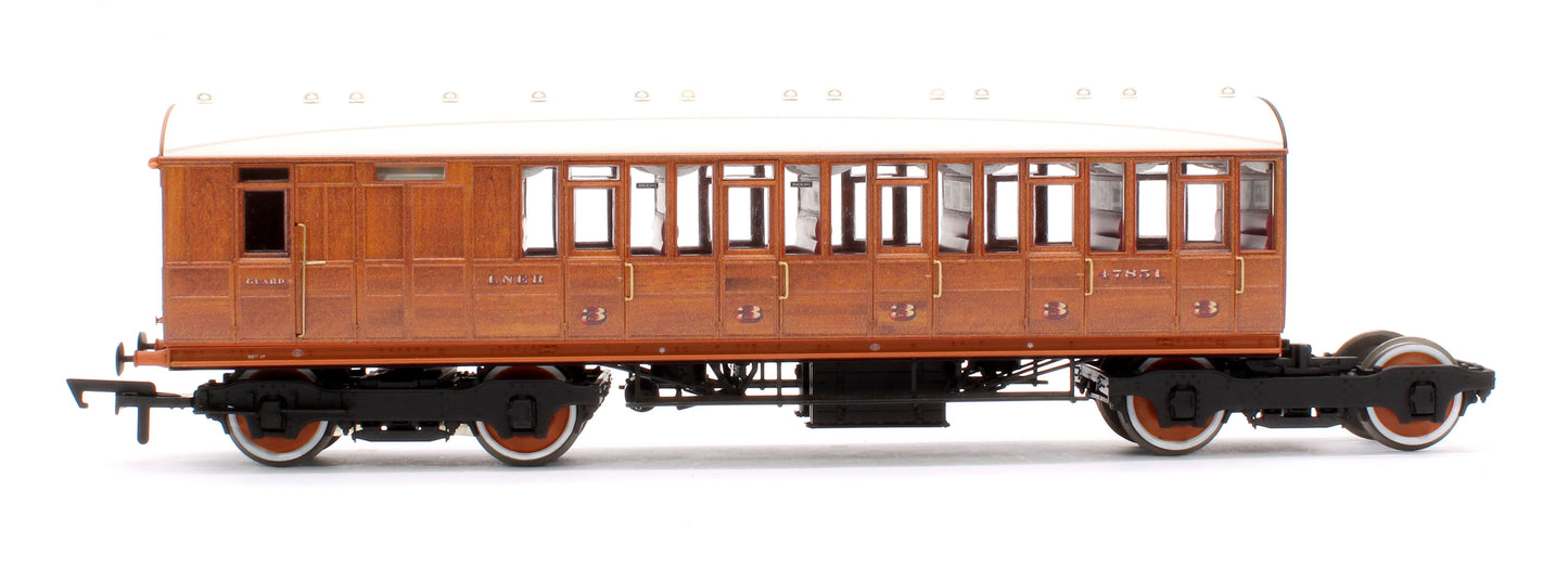 Quad Art Set No. 90A LNER Teak 4 Coach Pack
